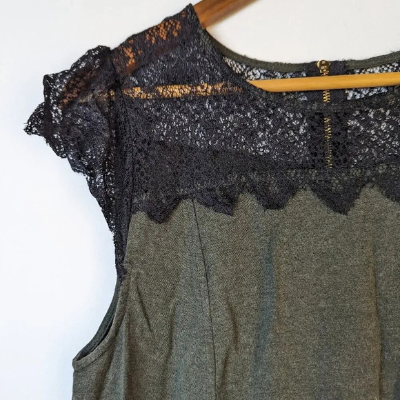 Kensie Green Lace Dress - Medium - Picture 2 of 4
